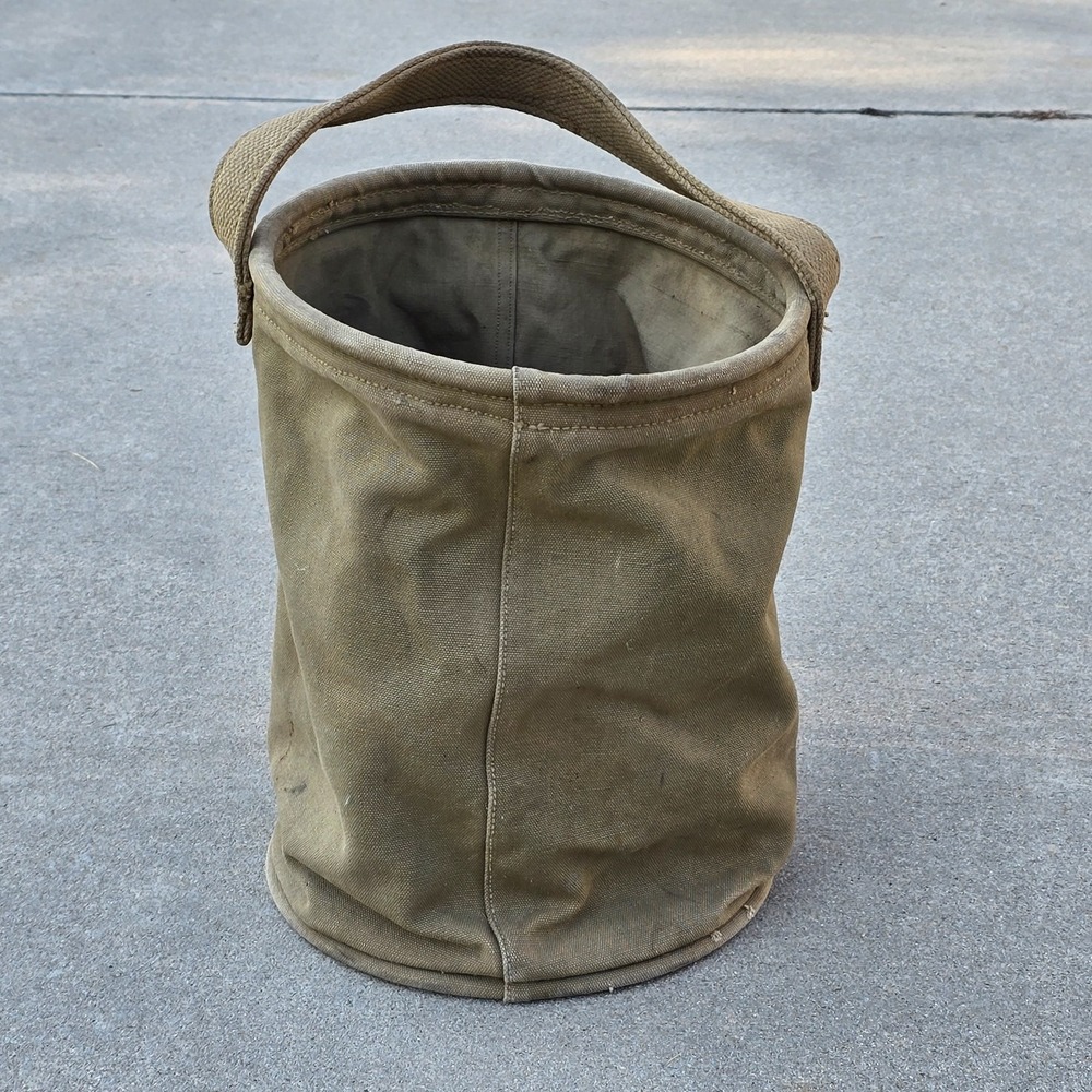 WWII US Military Army Canvas Water Bucket 1943 Collapsible Jeep Cavalry Pail - Picture 7 of 16